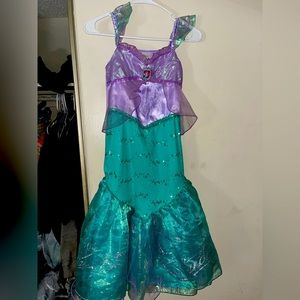 Disney’s Little mermaid Ariel costume sz 7-8